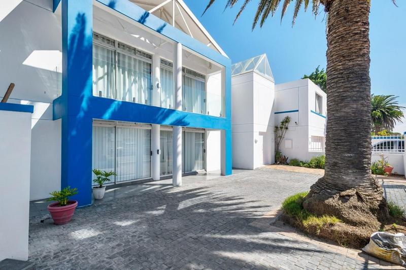 To Let 10 Bedroom Property for Rent in Sunset Beach Western Cape